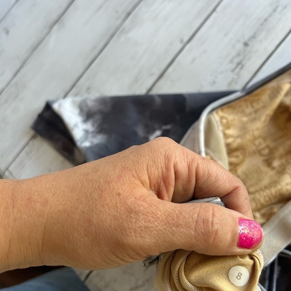 Lululemon Power Y Tank
White Coal Tinted Canvas Super size 8 - Picture 6 of 9